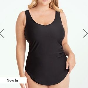 Shapermint Empetua Complete Smoothing One Piece